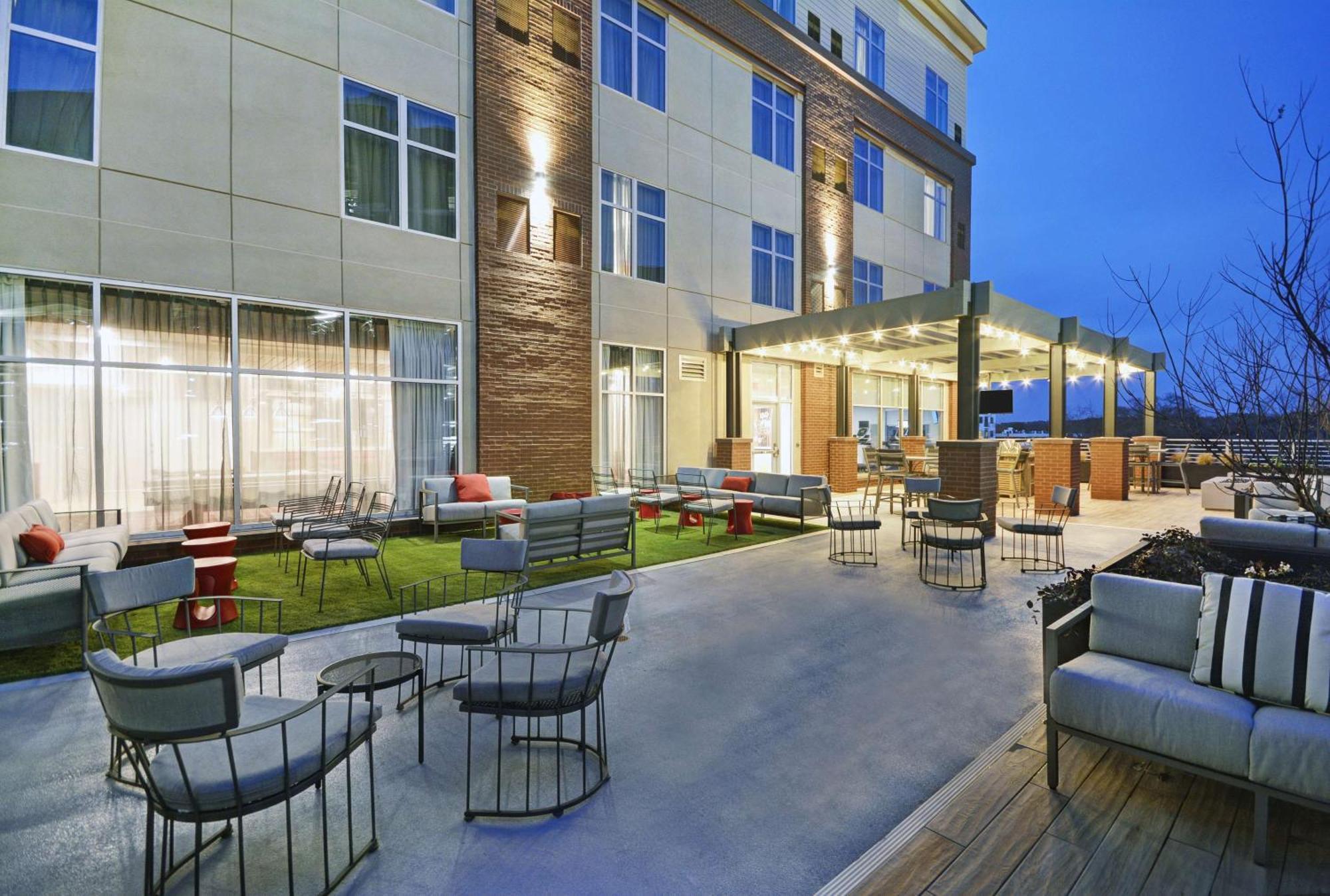Homewood Suites By Hilton Athens Downtown University Area Ngoại thất bức ảnh